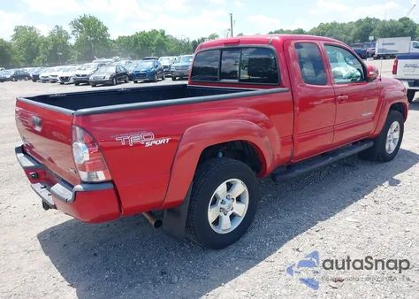 2013 Toyota Tacoma Base V6 z USA, uszkodzony, nr VIN 5TFUU4EN8DX069713